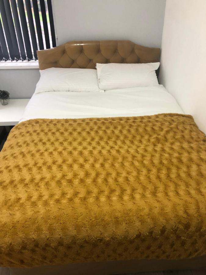 Queens B N B Birmingham Luaran gambar